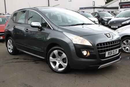 PEUGEOT 3008 1.6 HDi Exclusive