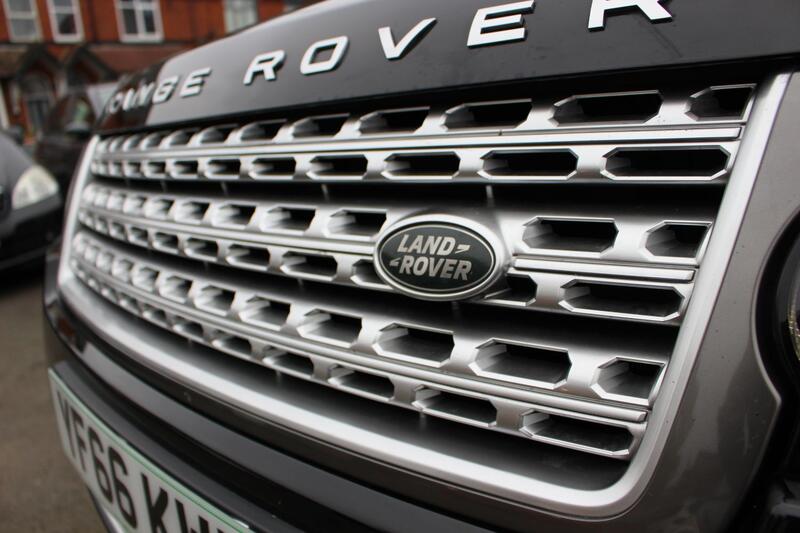 LAND ROVER RANGE ROVER